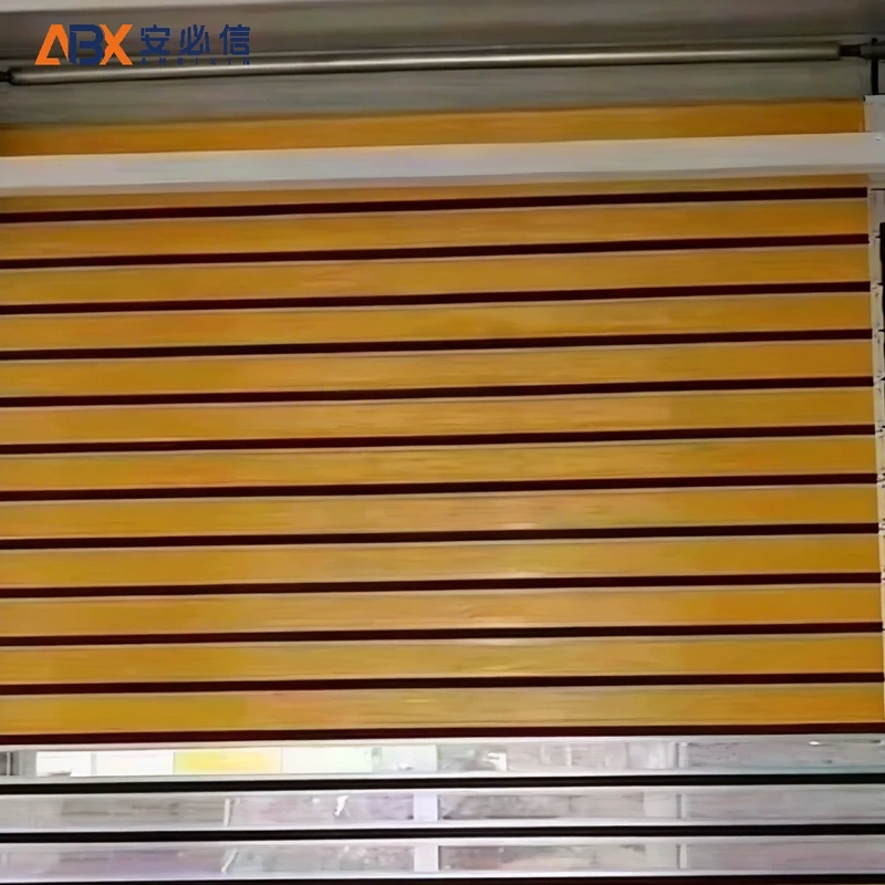 白山软帘高速门