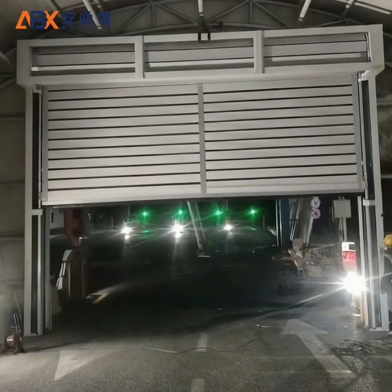 白山消防高速门